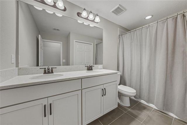 2527 STAPLEFORD PLACE, Wesley Chapel, FL 33543