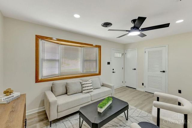 608 Richardson Drive, Middletown, OH 45042