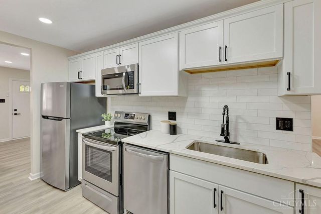 608 Richardson Drive, Middletown, OH 45042