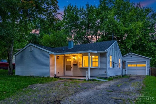 608 Richardson Drive, Middletown, OH 45042