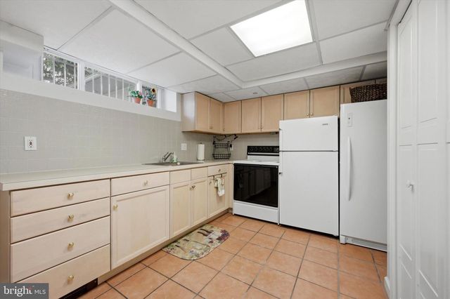 318 N BOWMAN AVE, Merion Station, PA 19066
