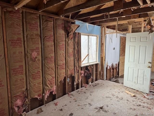 265 Hillcliff Drive, Waterford, MI 48328