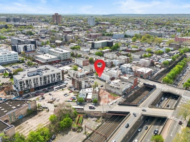 277 Orange St, Newark City, NJ 07103