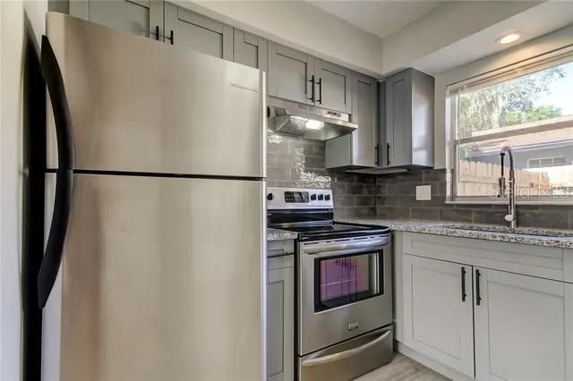 300 6TH STREET N W2, Safety Harbor, FL 34695