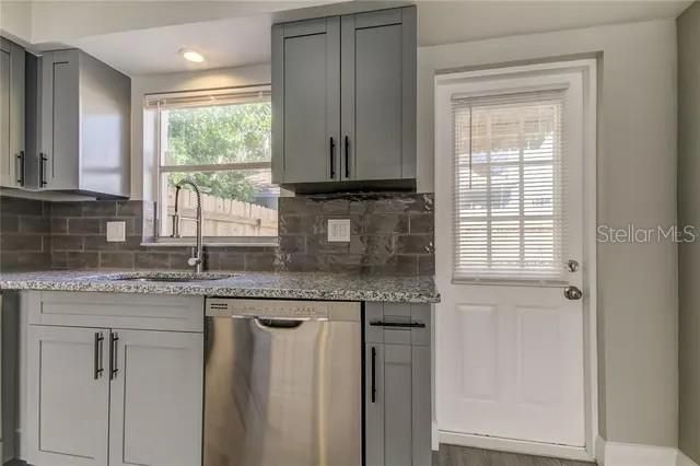 300 6TH STREET N W2, Safety Harbor, FL 34695