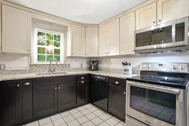590 Laydon Street, Manchester, NH 03109