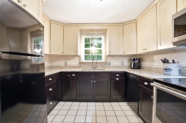 590 Laydon Street, Manchester, NH 03109