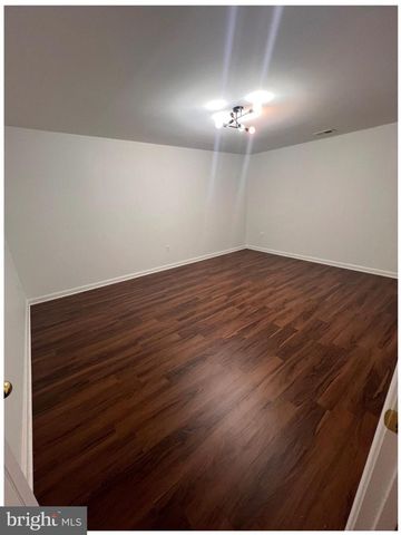 1713 IDLEWILD BLVD, Fredericksburg, VA 22401