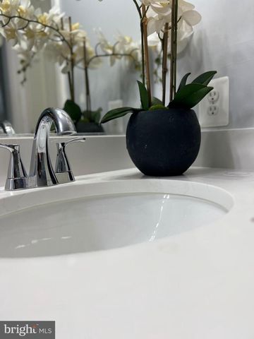 1713 IDLEWILD BLVD, Fredericksburg, VA 22401