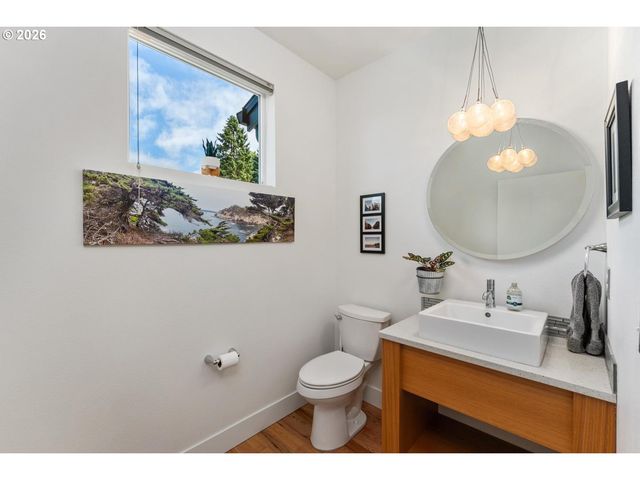 3104 Se FRANCIS St, Portland, OR 97202