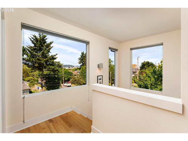 3104 Se FRANCIS St, Portland, OR 97202