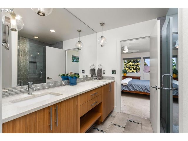 3104 Se FRANCIS St, Portland, OR 97202
