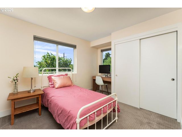 3104 Se FRANCIS St, Portland, OR 97202