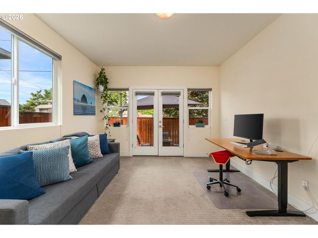 3104 Se FRANCIS St, Portland, OR 97202