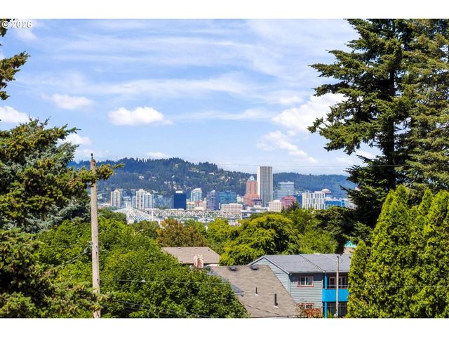 3104 Se FRANCIS St, Portland, OR 97202