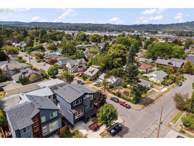 3104 Se FRANCIS St, Portland, OR 97202