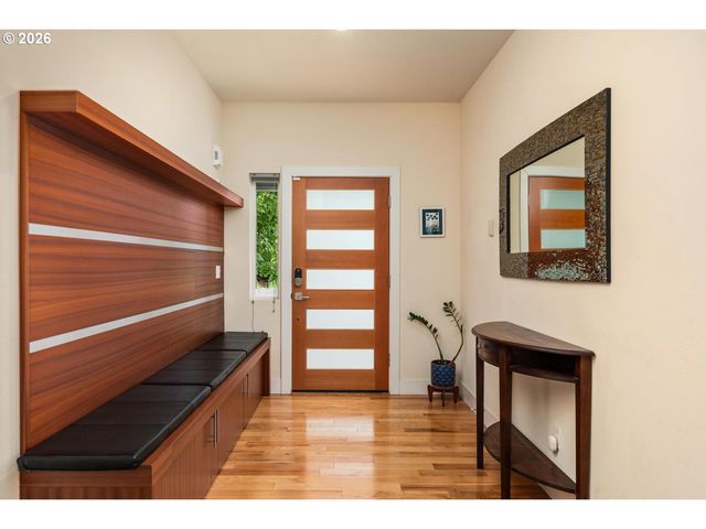 3104 Se FRANCIS St, Portland, OR 97202