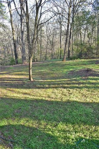 3959 Cotswold Drive, Lilburn, GA 30047