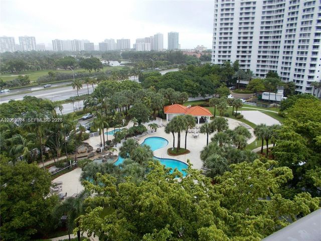 3300 NE 191st St 912, Aventura, FL 33180