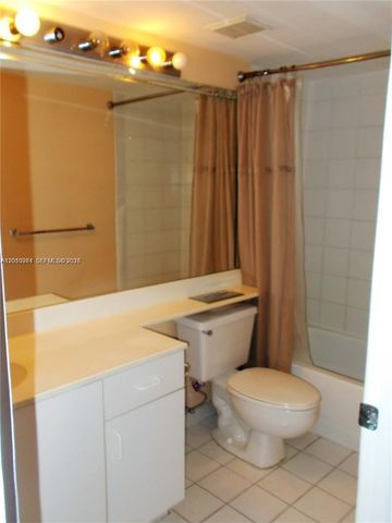 3300 NE 191st St 912, Aventura, FL 33180