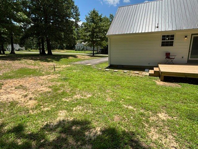 9106 Redbud Ln, Nunnelly, TN 37137