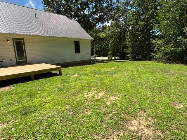 9106 Redbud Ln, Nunnelly, TN 37137