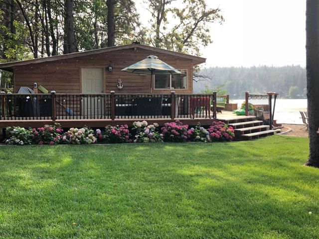 6627 G Thomas Ln, Nine Mile Falls, WA 99026