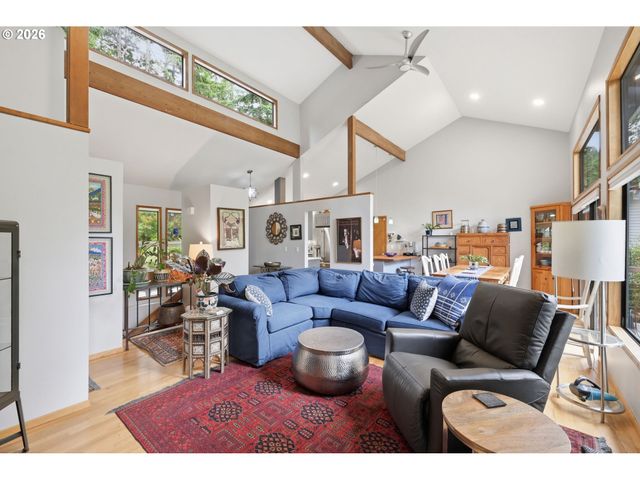 3847 ASHFORD Dr, Eugene, OR 97405