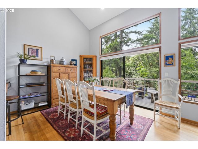3847 ASHFORD Dr, Eugene, OR 97405