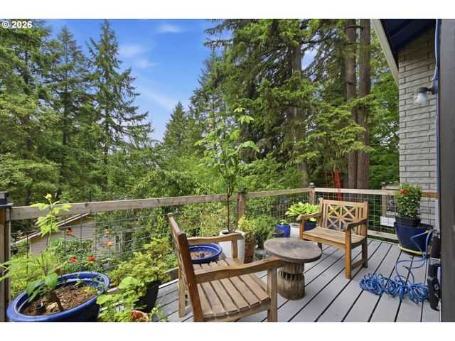 3847 ASHFORD Dr, Eugene, OR 97405