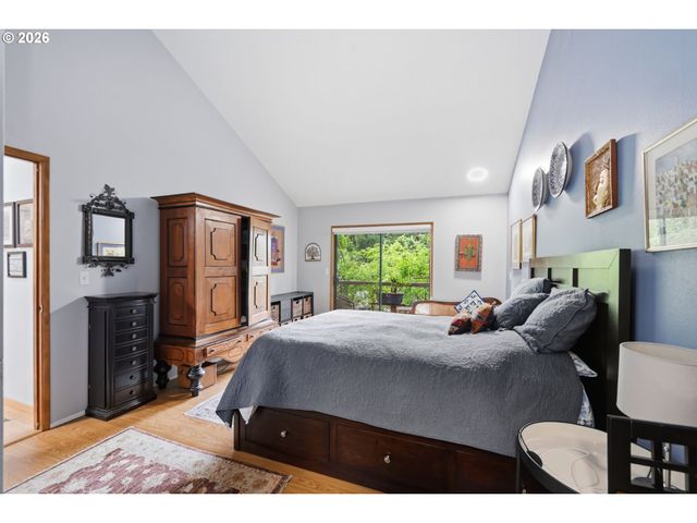 3847 ASHFORD Dr, Eugene, OR 97405