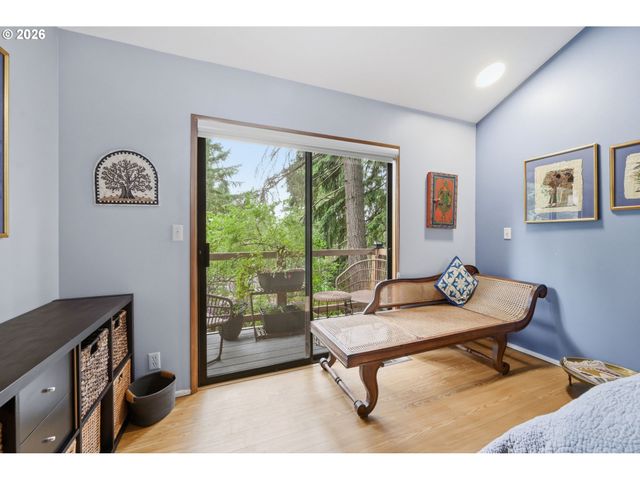 3847 ASHFORD Dr, Eugene, OR 97405