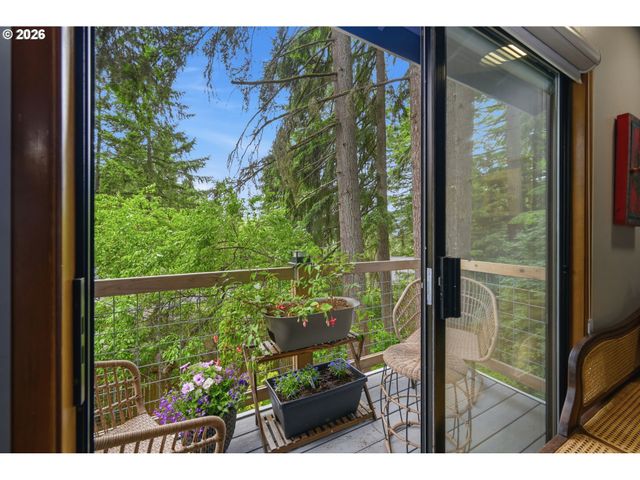 3847 ASHFORD Dr, Eugene, OR 97405