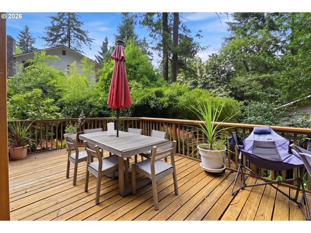 3847 ASHFORD Dr, Eugene, OR 97405