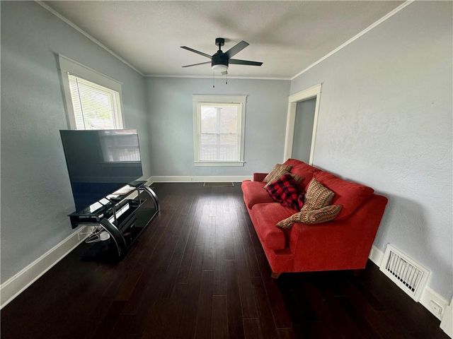 2518 N 12th Street, Kansas City, KS 66104