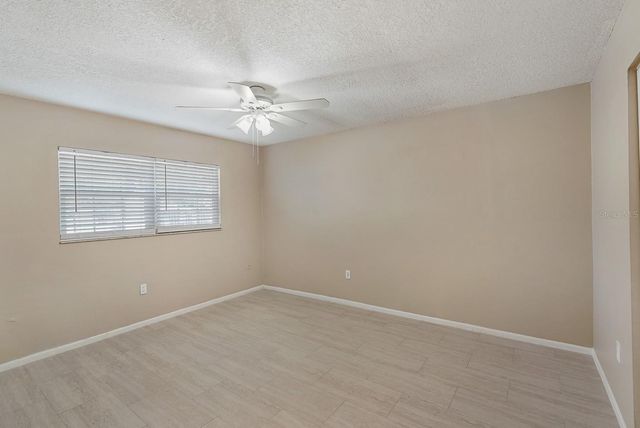 635 MELODY CIRCLE, Sarasota, FL 34237