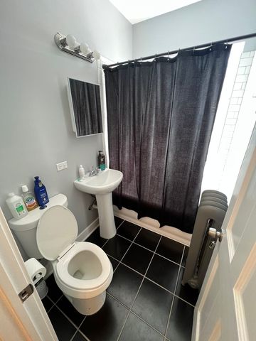 7506 S Vernon Avenue 3C, Chicago, IL 60619