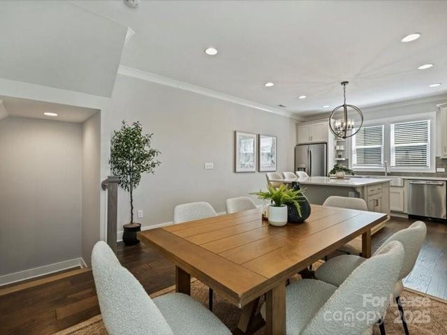 1615 Chatham Avenue, Charlotte, NC 28205