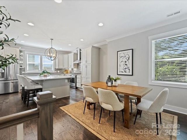 1615 Chatham Avenue, Charlotte, NC 28205