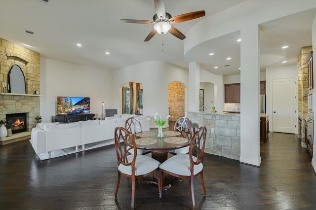 409 Rocky Coast DR, Austin, TX 78738