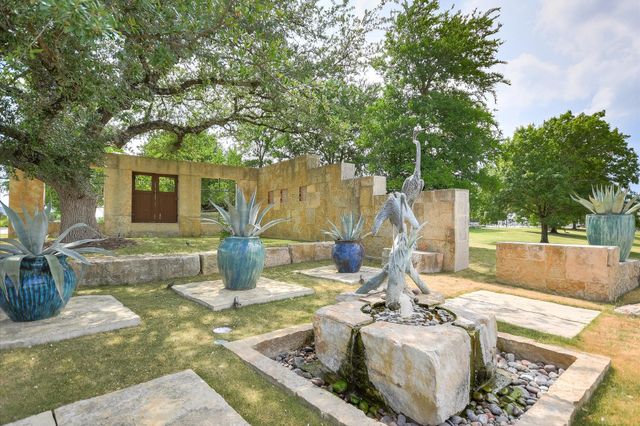 409 Rocky Coast DR, Austin, TX 78738