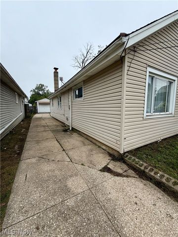 12512 Mcgowan Avenue, Cleveland, OH 44135