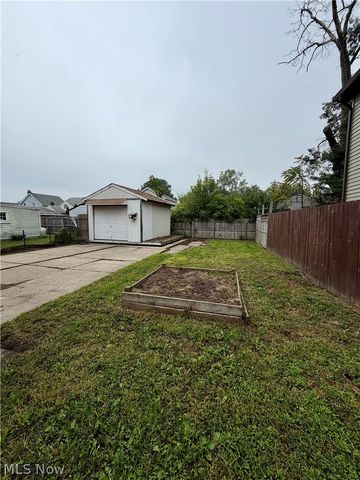 12512 Mcgowan Avenue, Cleveland, OH 44135