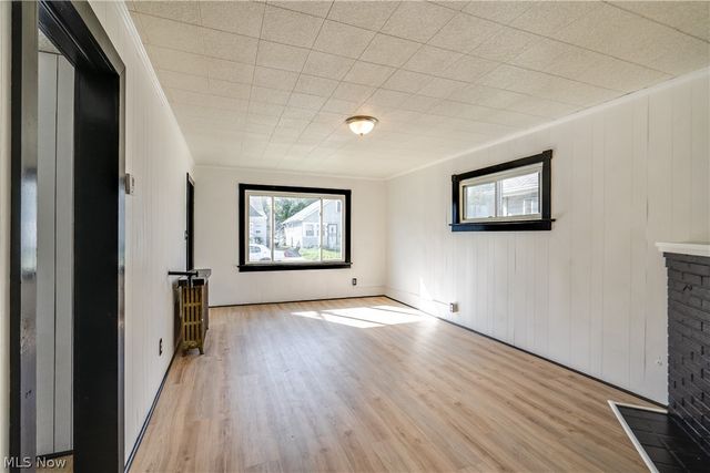 12512 Mcgowan Avenue, Cleveland, OH 44135