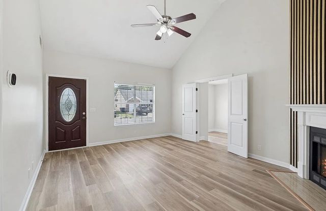 718 Maple Pl, Nashville, TN 37216