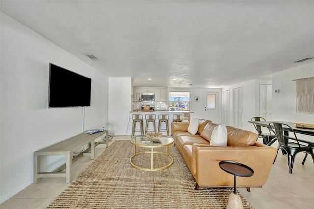 6426 COLONIAL DRIVE, Sarasota, FL 34231