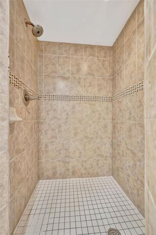 6426 COLONIAL DRIVE, Sarasota, FL 34231