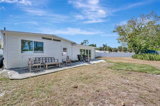 6426 COLONIAL DRIVE, Sarasota, FL 34231