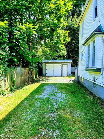 496 Rothrock Avenue, Akron, OH 44314