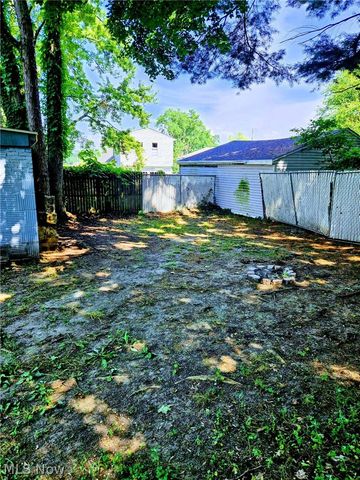 496 Rothrock Avenue, Akron, OH 44314